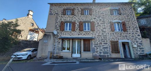 Maison 6 pièces 125 m² · à Neussargues-Moissac · 125 m² · 98 000 €