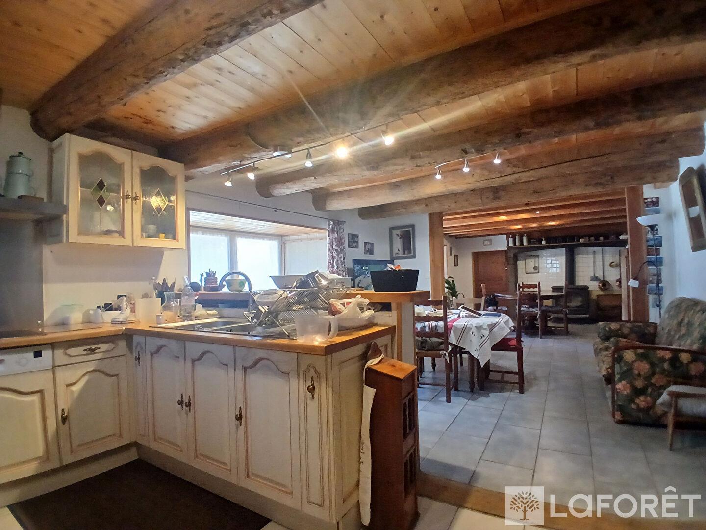Maison à vendre, 200m², Neuvéglise