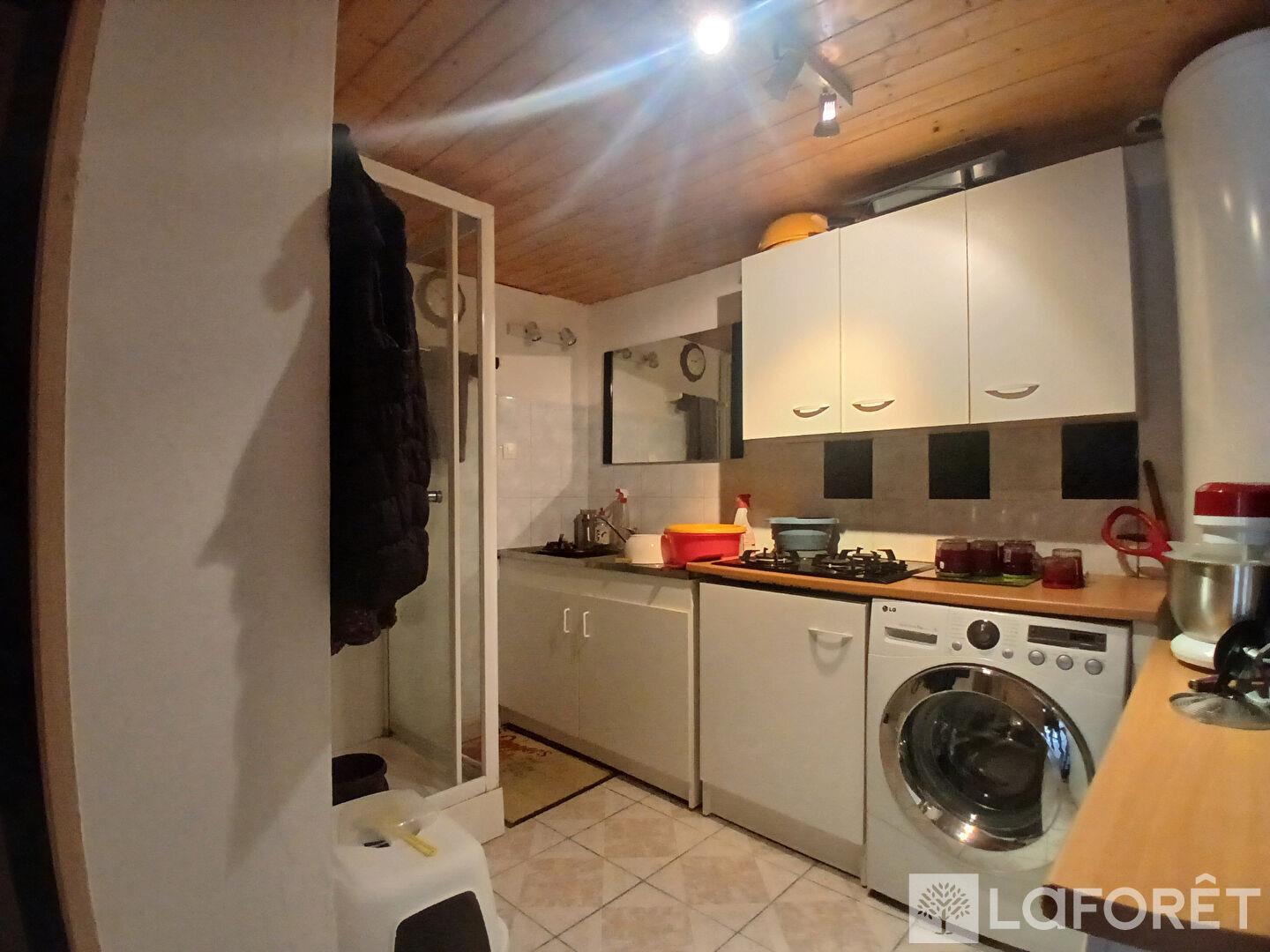 Maison à vendre, 200m², Neuvéglise