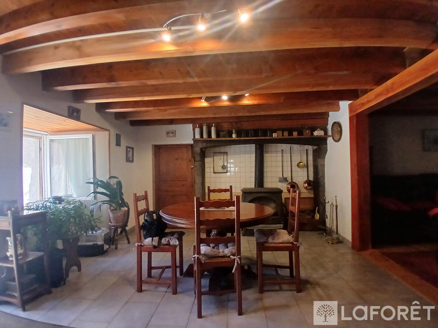 Maison à vendre, 200m², Neuvéglise