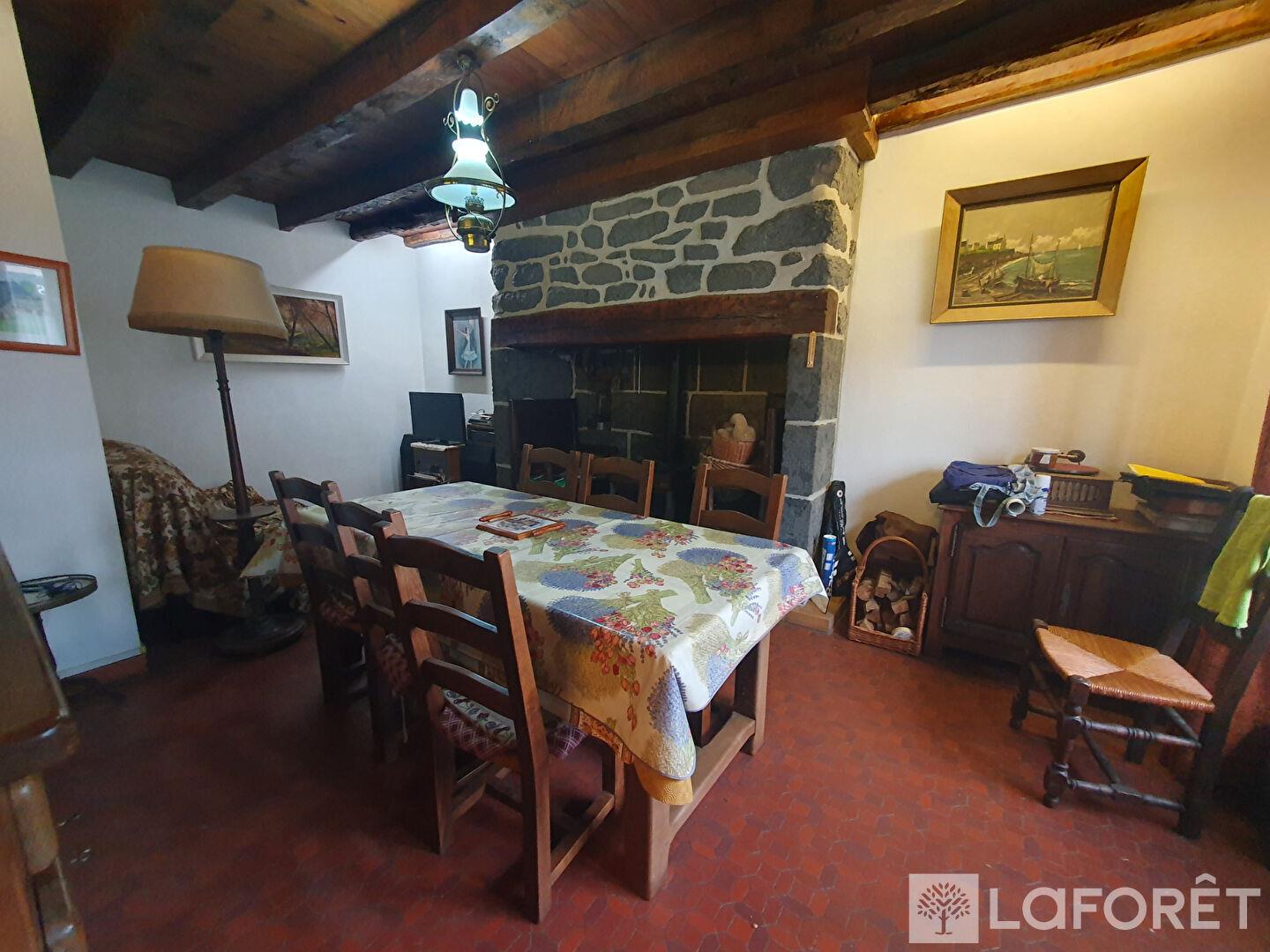 Maison à vendre, 152m², Pierrefort