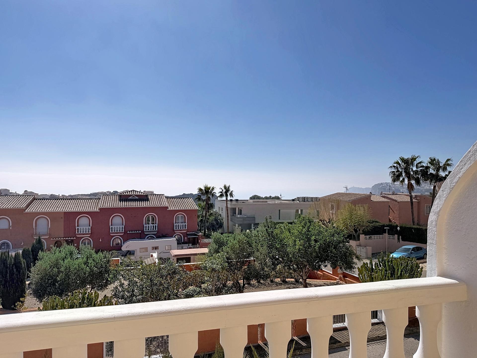 Apartment in Cumbre del Sol - View 2