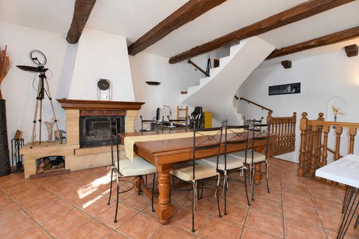 Maison 4 pièces 114 m² · à Cabannes · 114 m² · 215 000 €
