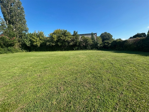 Advert pic 0
