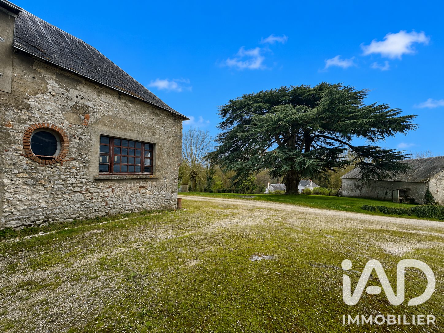 Maison à vendre, 328m², Tavers