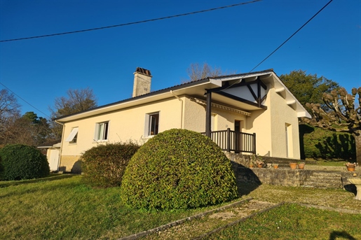 7 pièces 102 m² · à Sarlat-la-Canéda · 102 m² · 219 000 €