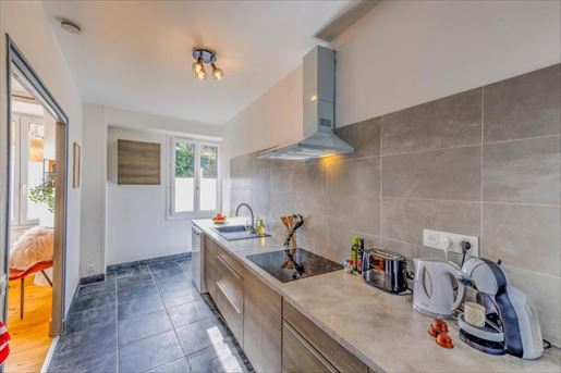 Appartement 3 pièces 65 m² · à Sarlat-la-Canéda · 65 m² · 165 850 €