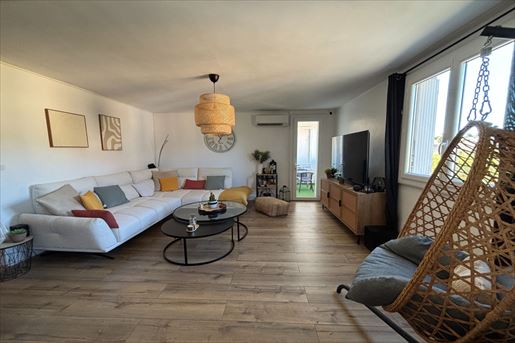 Appartement 4 pièces 97 m² · à Sarlat-la-Canéda · 97 m² · 179 760 €