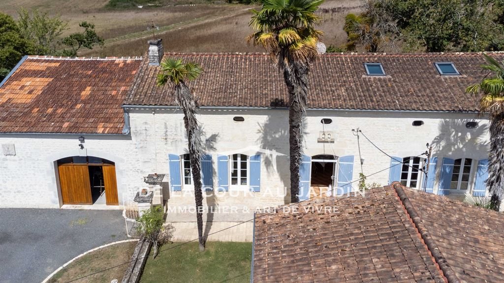 Maison à vendre, 164m², Avy