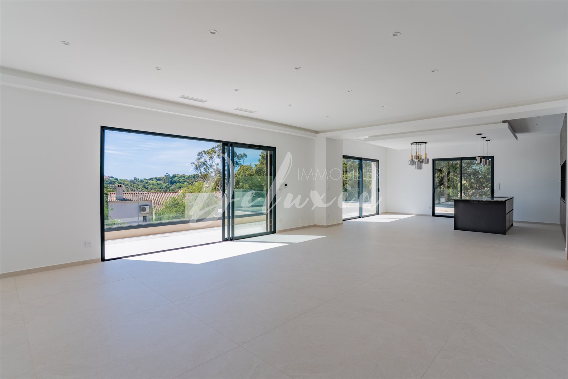 Maison à vendre, 238m², Roquebrune-sur-Argens