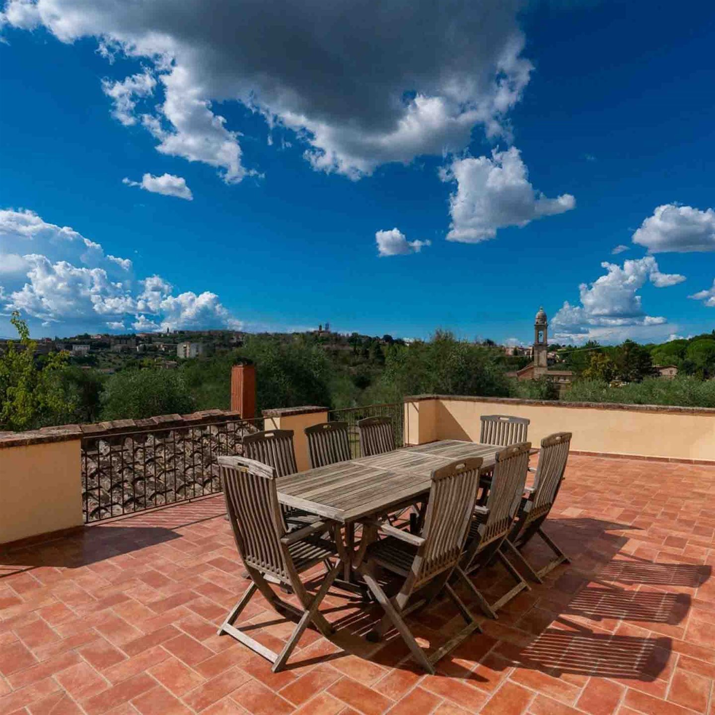 Villa esclusiva con piscina nelle colline di Siena - More