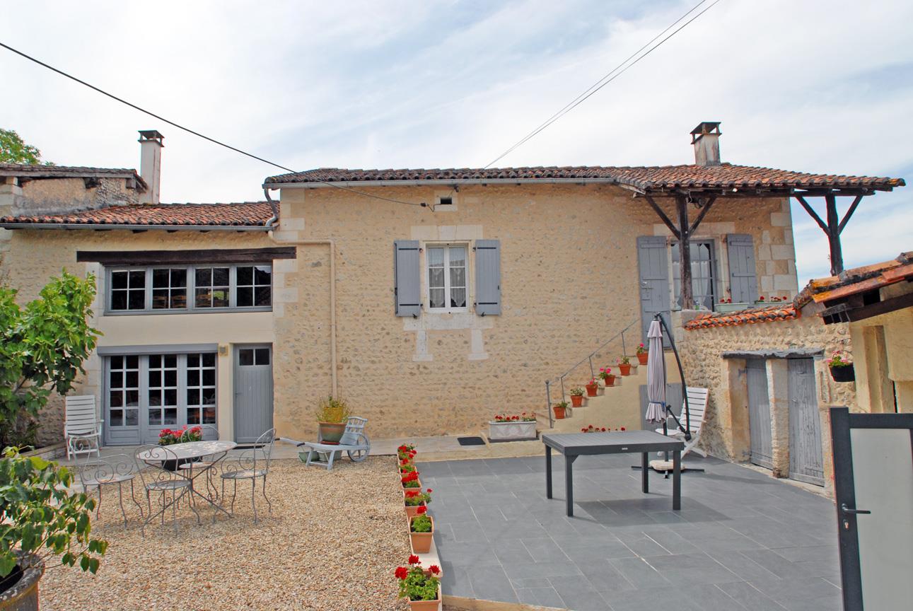 Maison à vendre, 130m², Salles-Lavalette