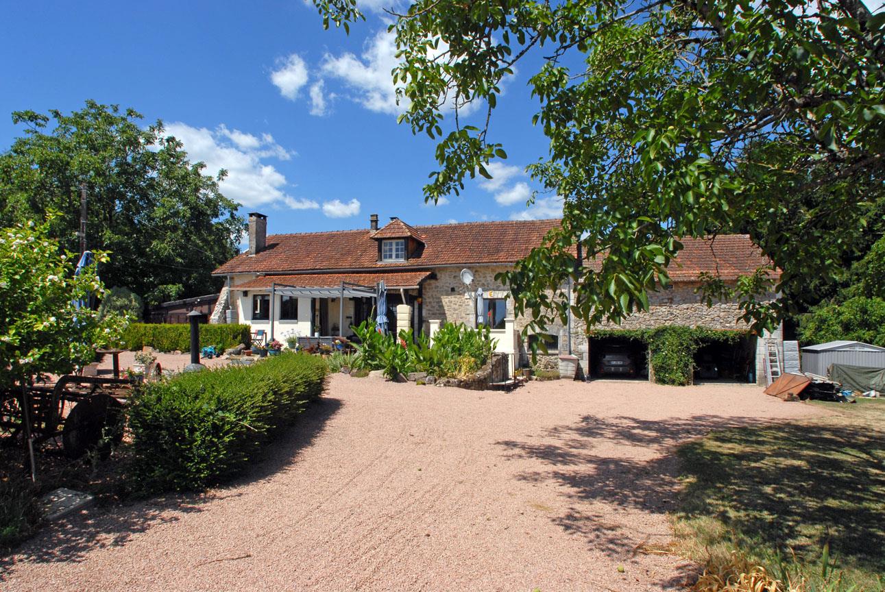 Maison à vendre, 250m², Saint-Saud-Lacoussière