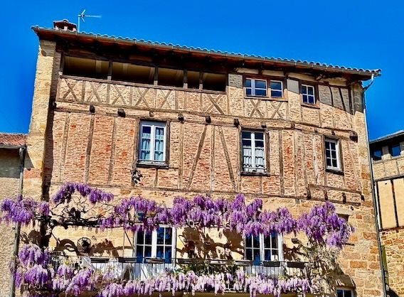 Maison 9 pièces 400 m² · à Figeac · 400 m² · 519 750 €