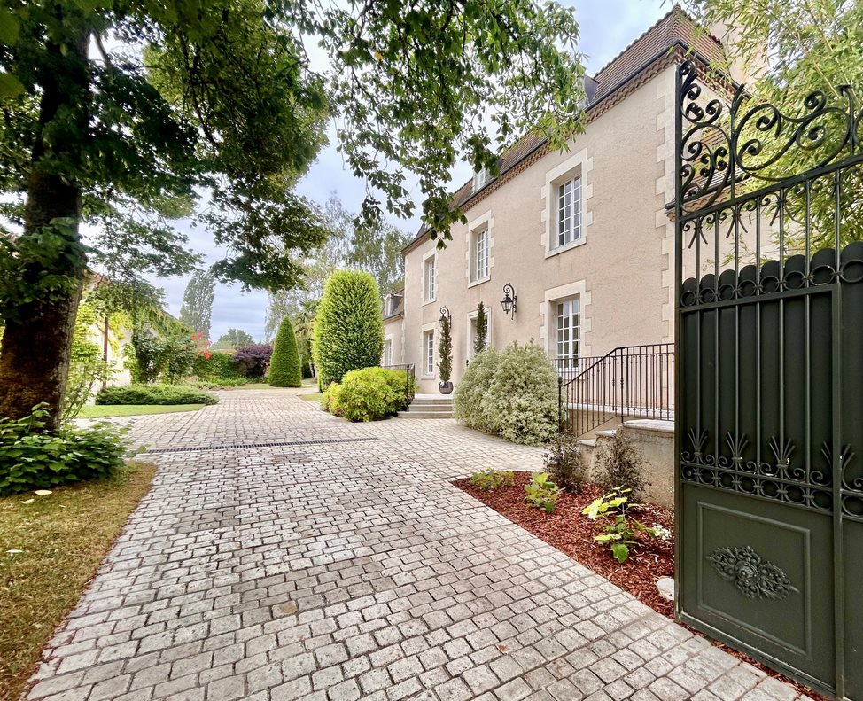 Maison à vendre, 524m², Adriers