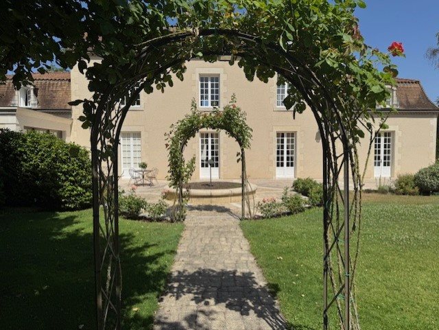 Maison à vendre, 524m², Adriers