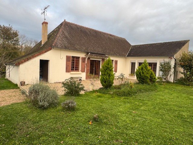 Maison à vendre, 120m², Thollet