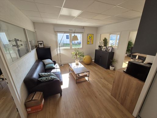 Local commercial 56 m² · à Annecy · 56 m² · 223 000 €