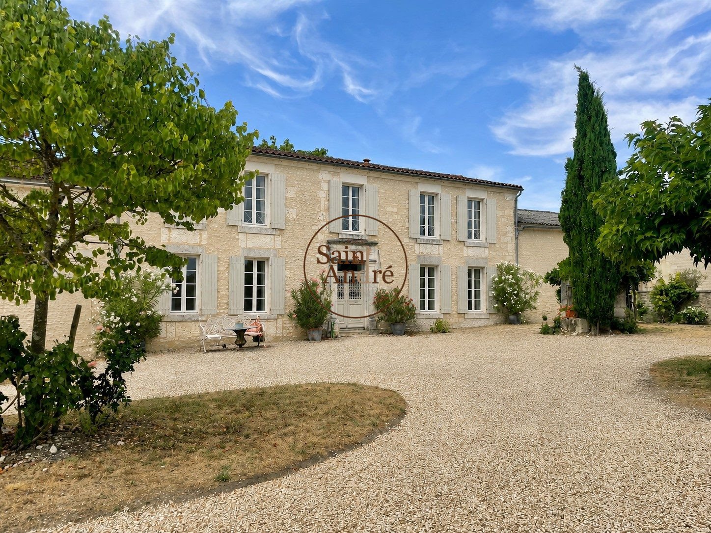 Maison à vendre, 350m², Bellevigne