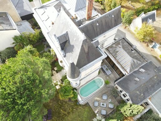 Maison 10 pièces 225 m² · à Angers · 225 m² · 1 498 000 €
