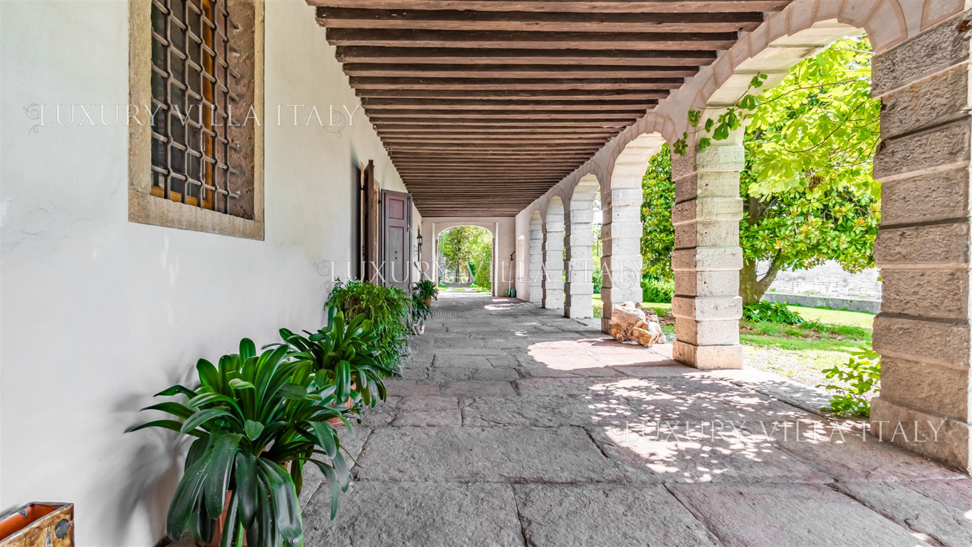 Historic and panoramic residence with park in Belluno