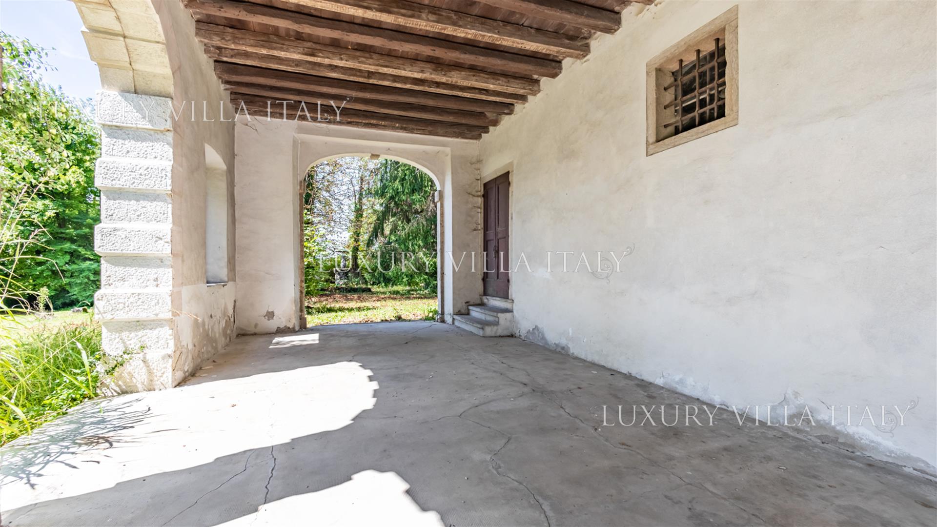 Historic and panoramic residence with park in Belluno