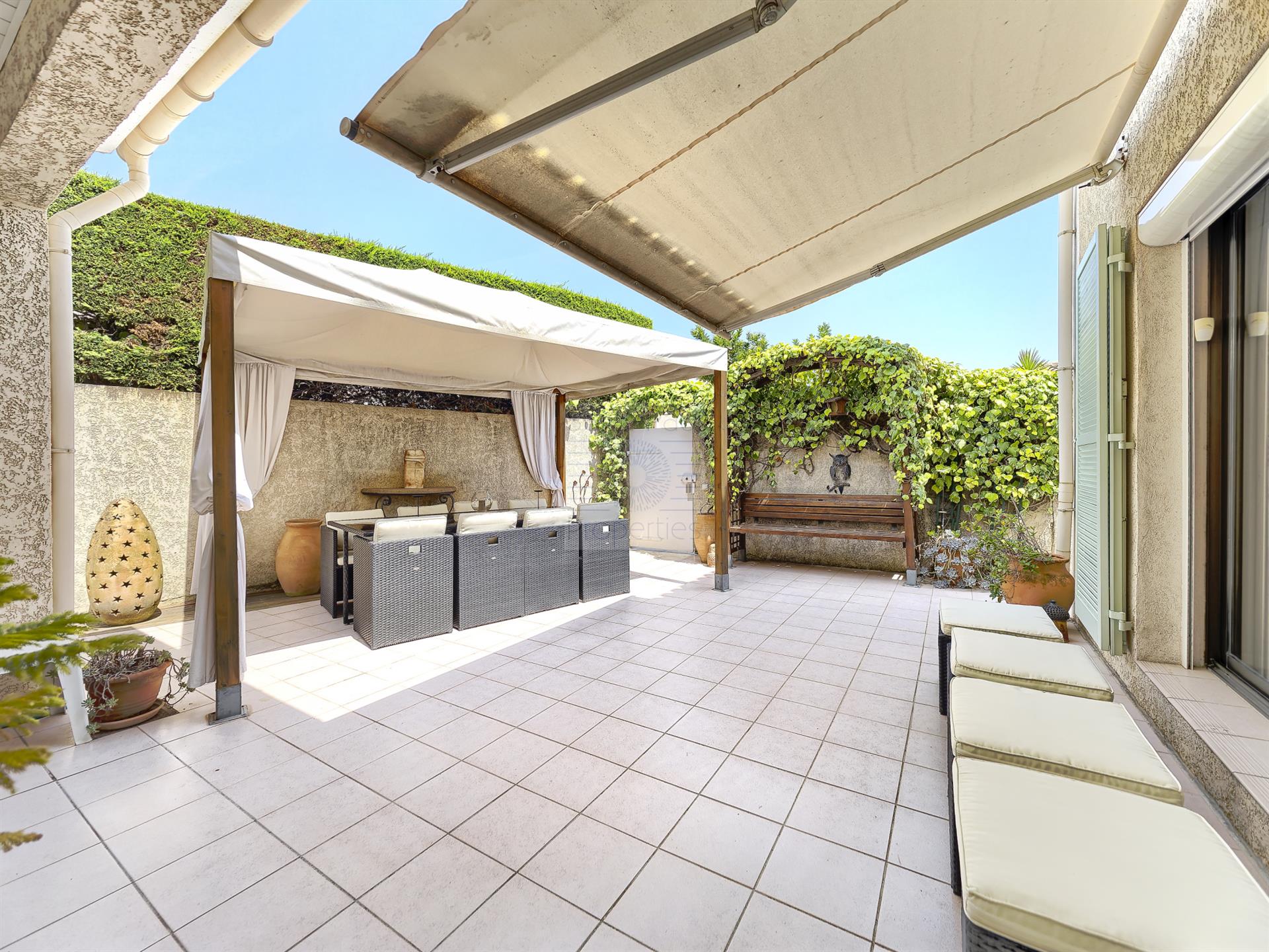 Maison à vendre, 121m², Villeneuve-Loubet
