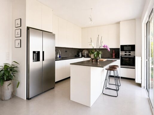 Advert pic 0