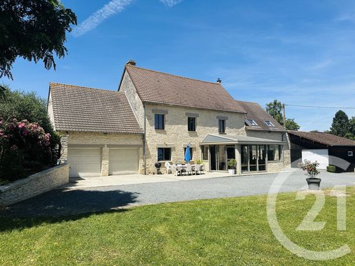 Maison 7 pièces 181 m² · à Potigny · 181 m² · 419 000 €