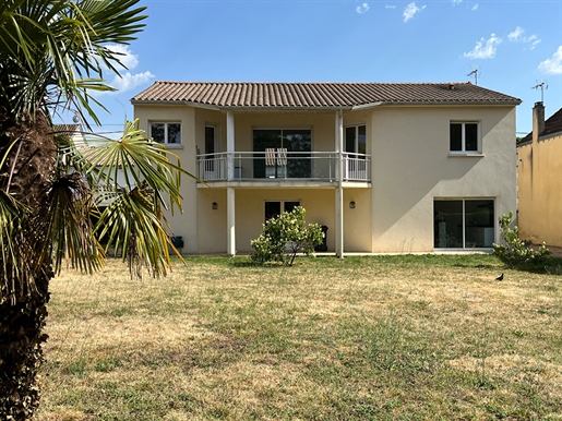 Maison 6 pièces 155 m² · à Périgueux · 155 m² · 249 000 €