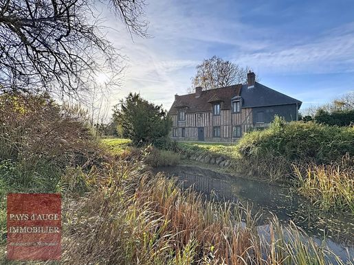Maison 13 pièces 238 m² · à Livarot-Pays-d'Auge · 238 m² · 411 000 €