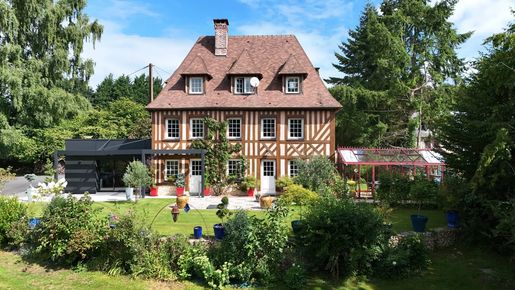 Maison 12 pièces 250 m² · à Coquainvilliers · 250 m² · 992 250 €