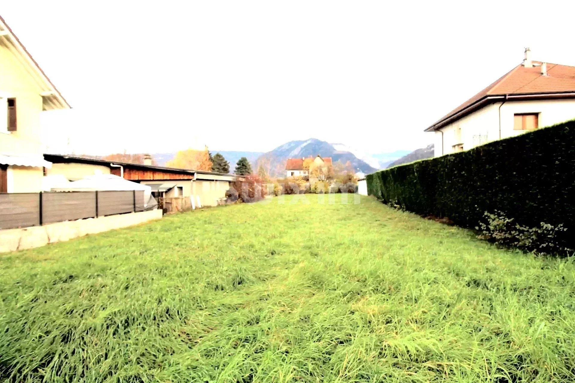 Ideal for a project of 2 to 3 dwellings .Buildable land – 1,325 sqm - Vue 3