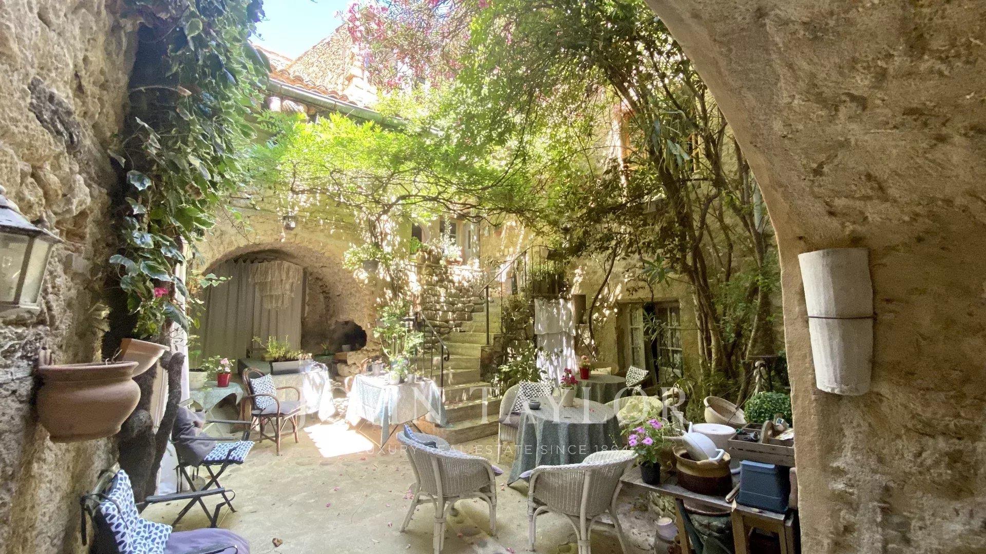 Maison à vendre, 700m², Lourmarin