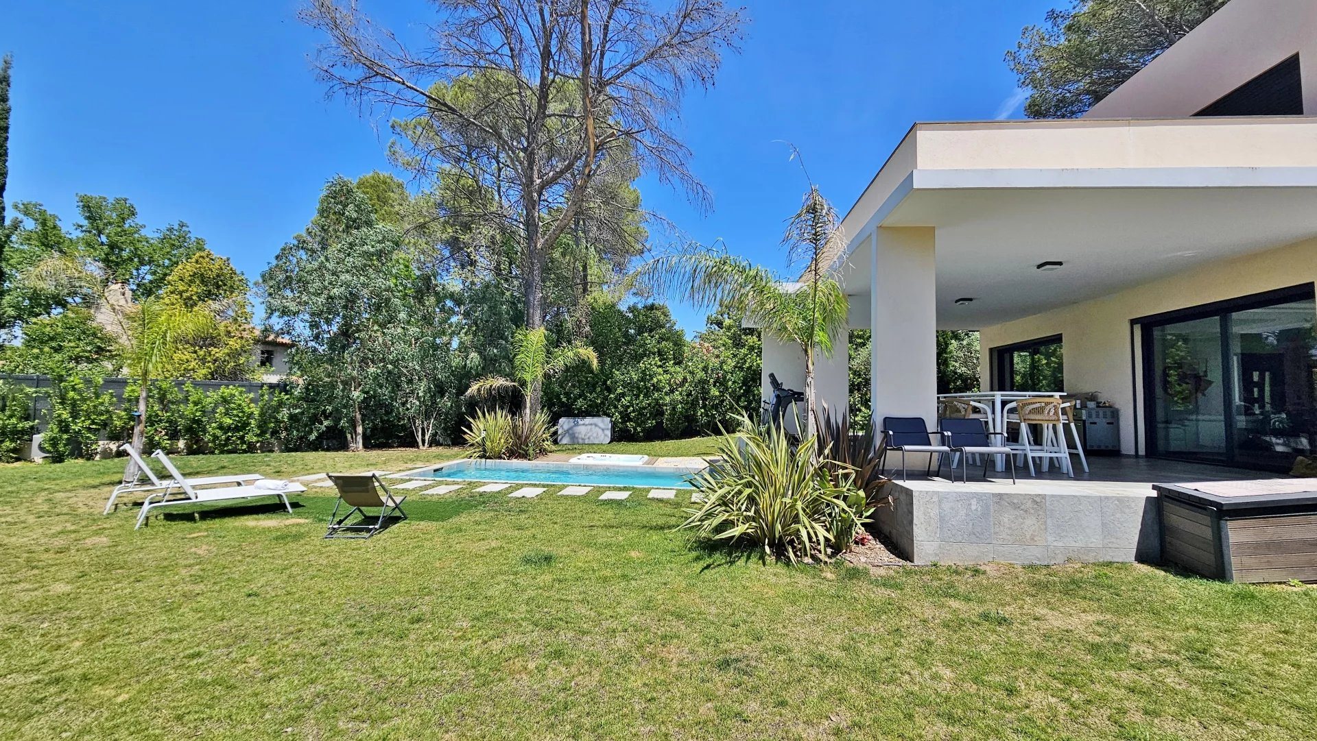 Maison à vendre, 210m², Valbonne