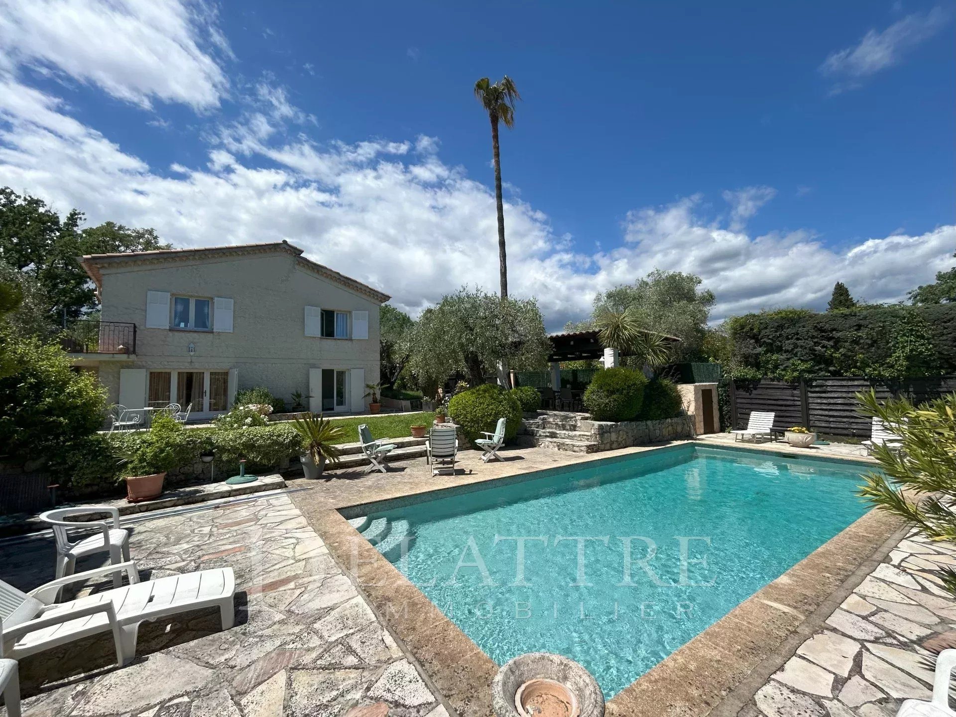 Maison à vendre, 136m², Opio