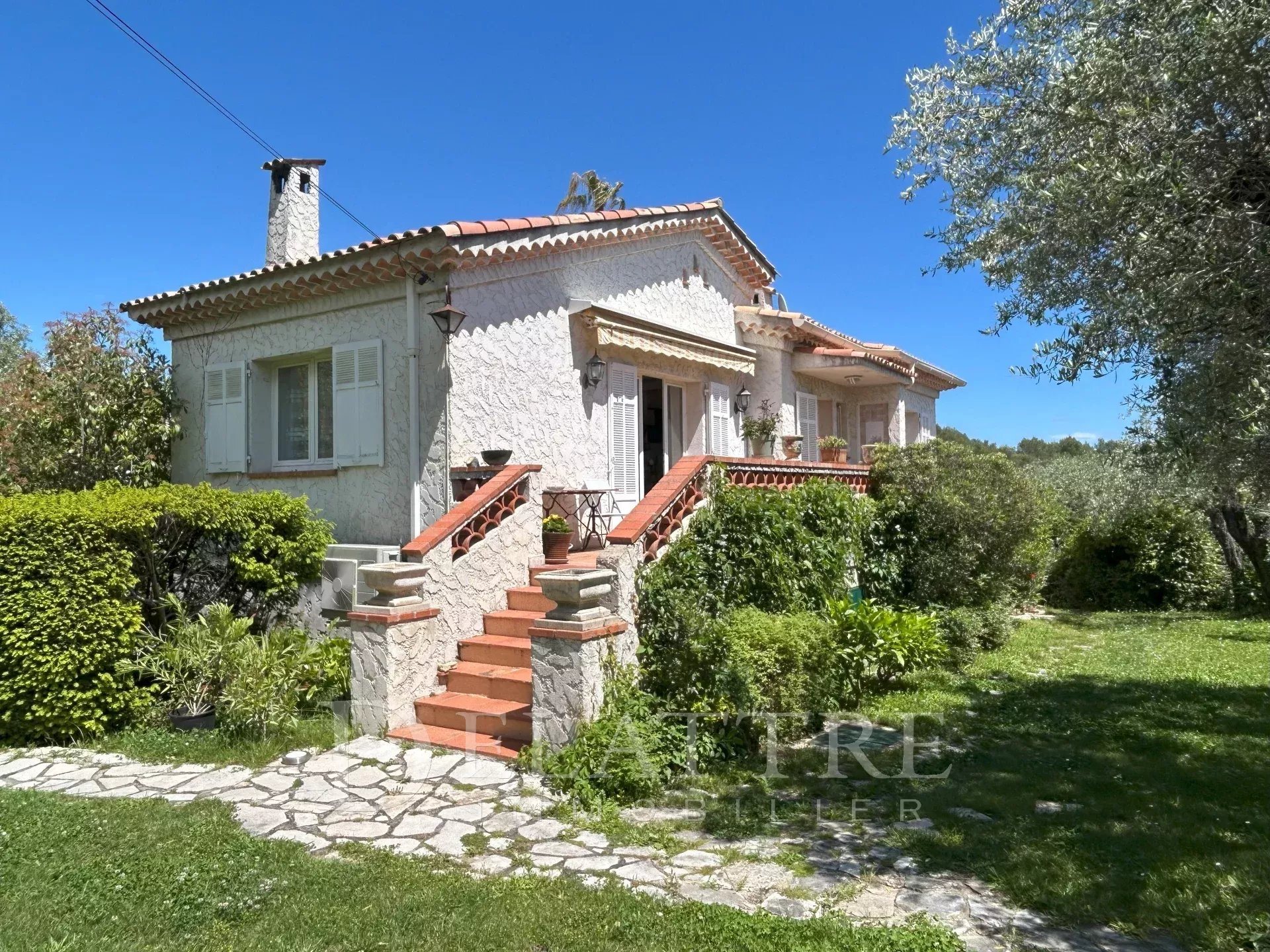 Maison à vendre, 136m², Opio