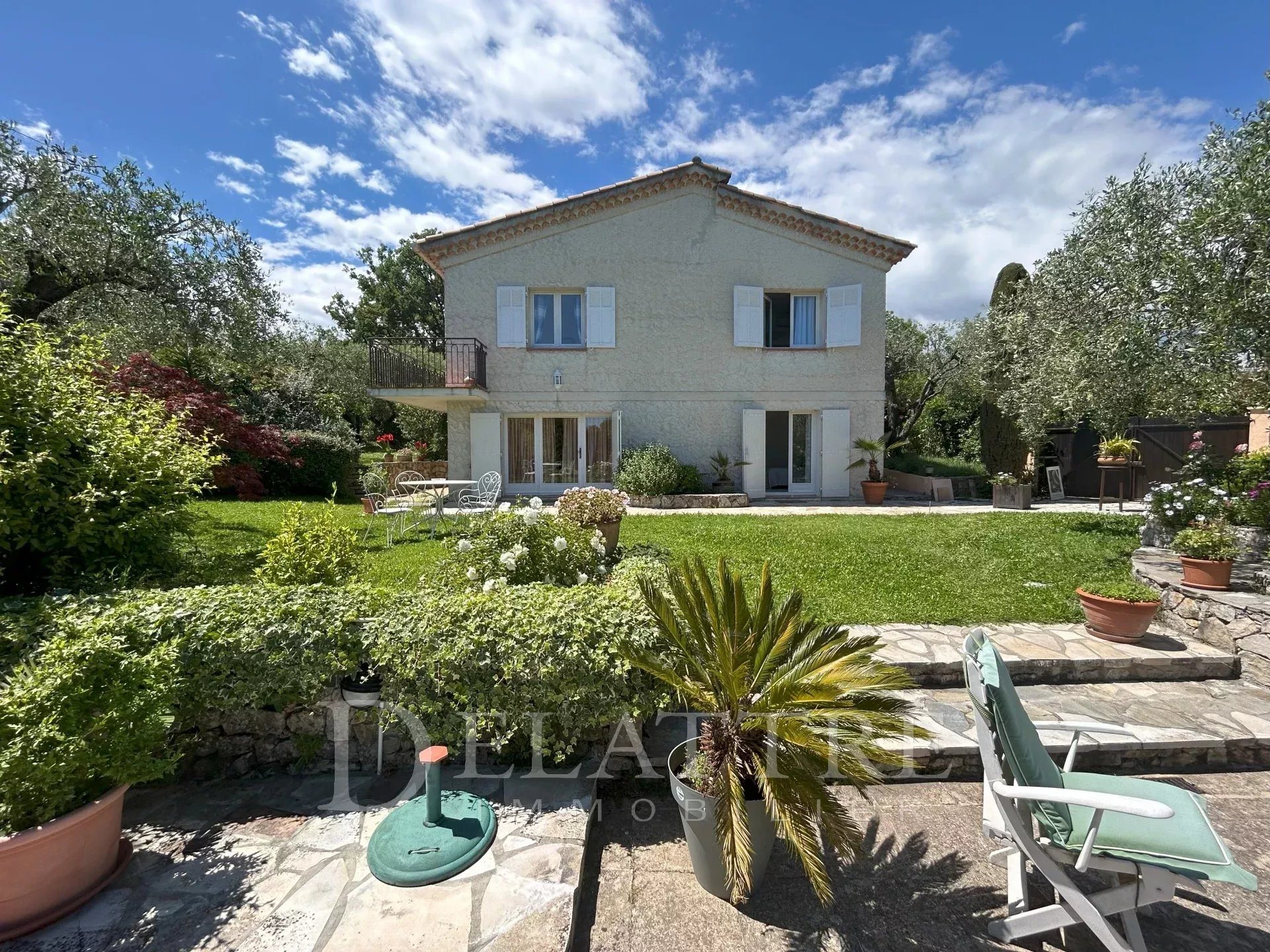 Maison à vendre, 136m², Opio