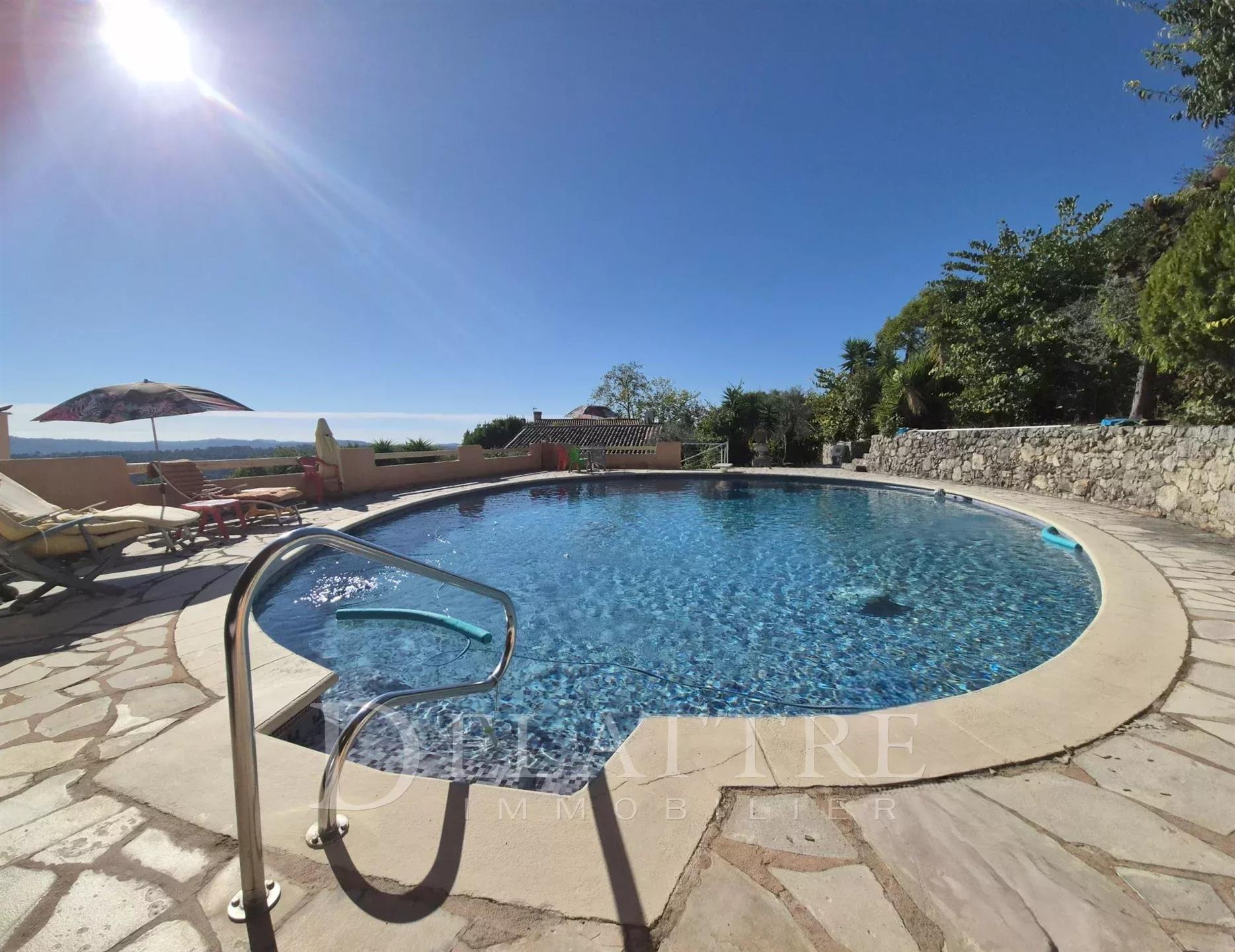 Maison à vendre, 192m², Grasse