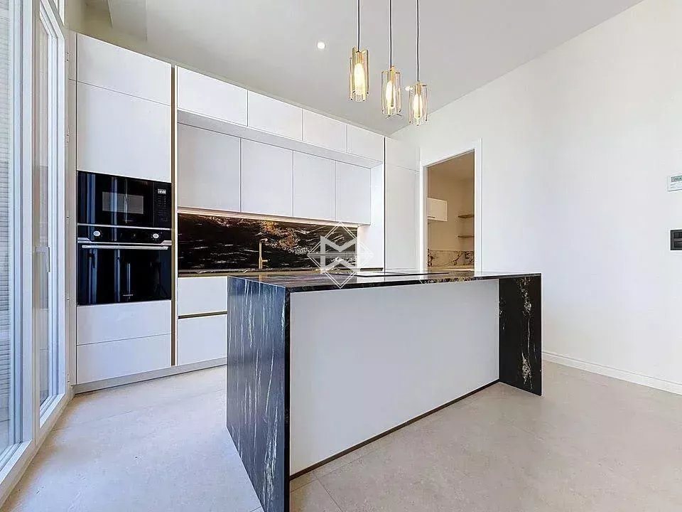 Appartement – Cannes - Plus