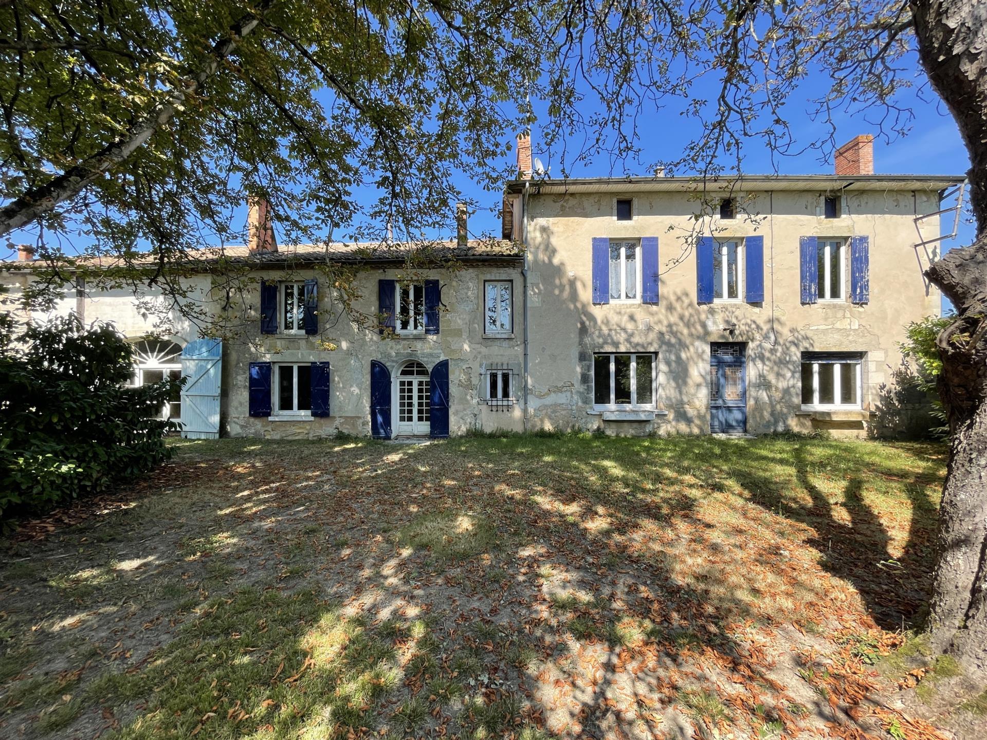 Maison à vendre, 340m², Lamothe-Landerron