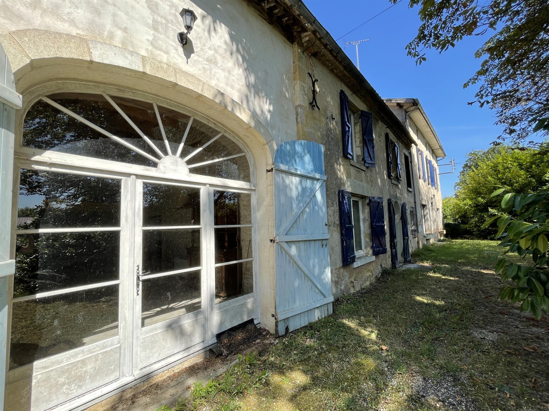 Maison à vendre, 340m², Lamothe-Landerron