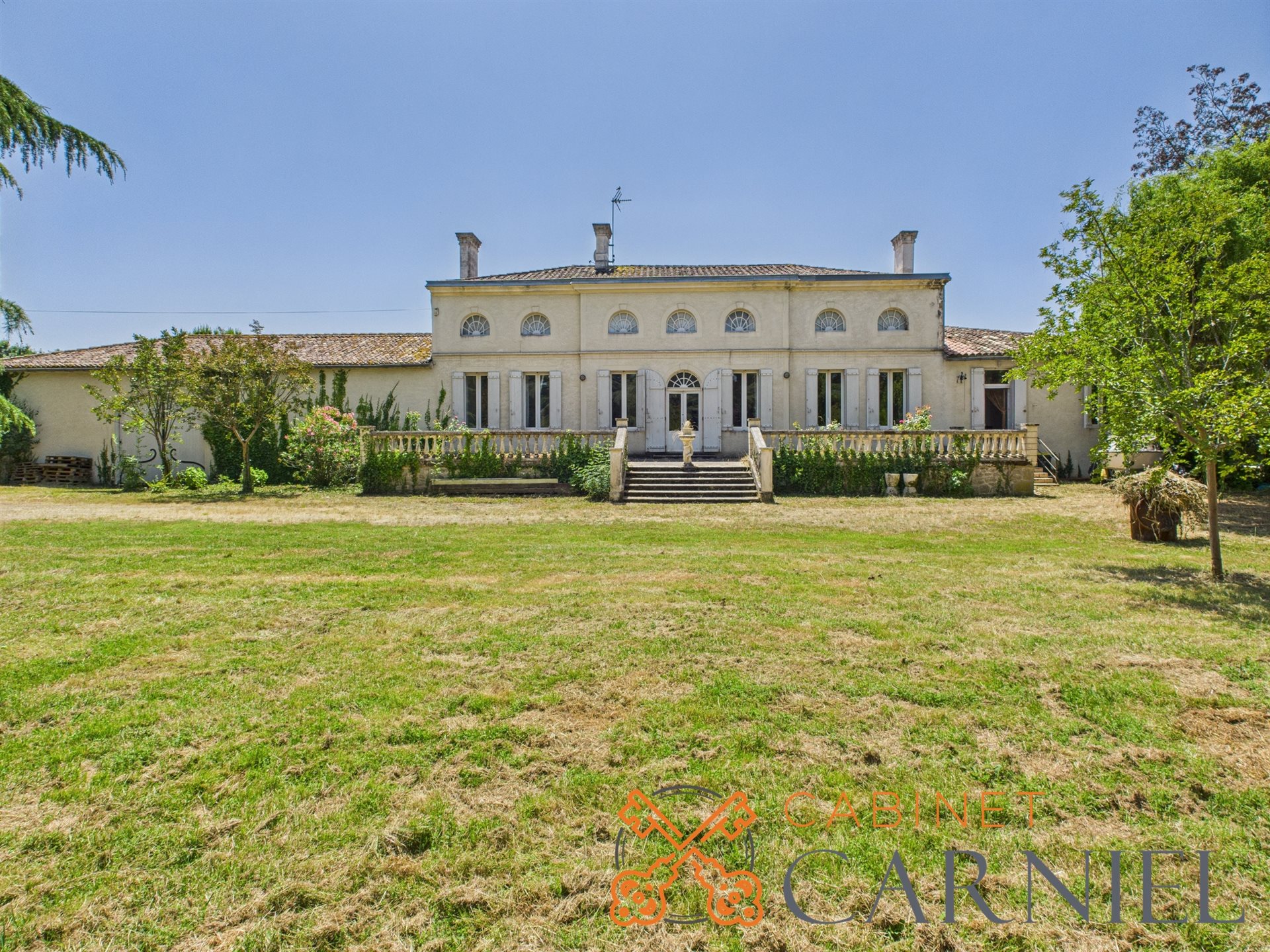 Maison à vendre, 210m², Lamothe-Landerron