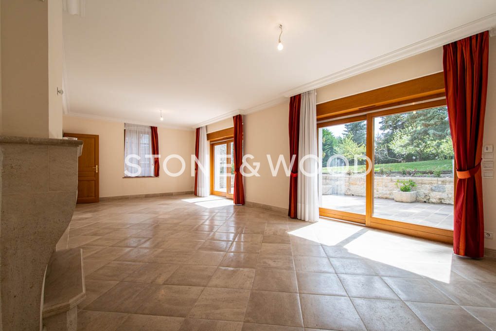 Maison à vendre, 420m², Divonne-les-Bains