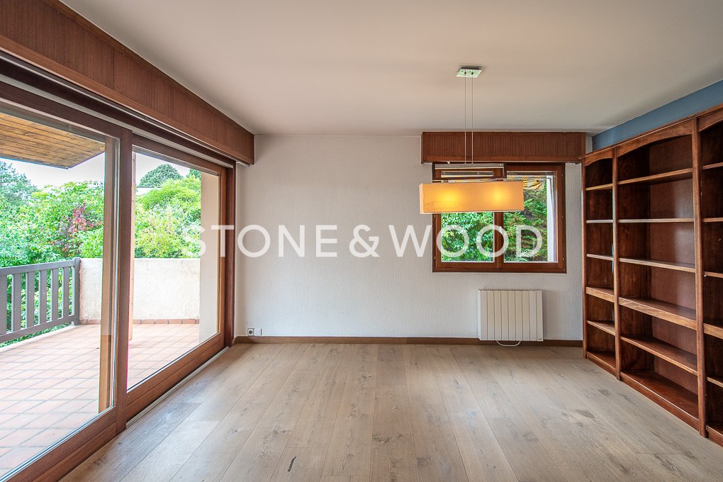 Maison à vendre, 225m², Divonne-les-Bains