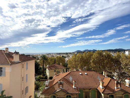 Appartement 3 pièces 73 m² · au Cannet · 73 m² · 330 000 €