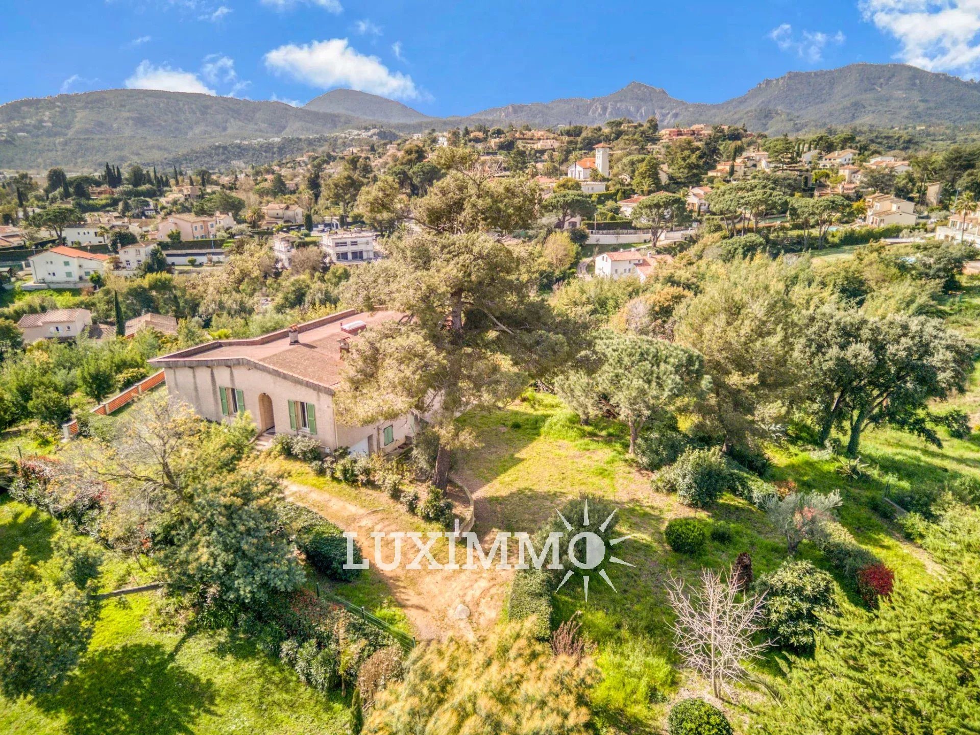 Maison à vendre, 260m², Mandelieu-la-Napoule