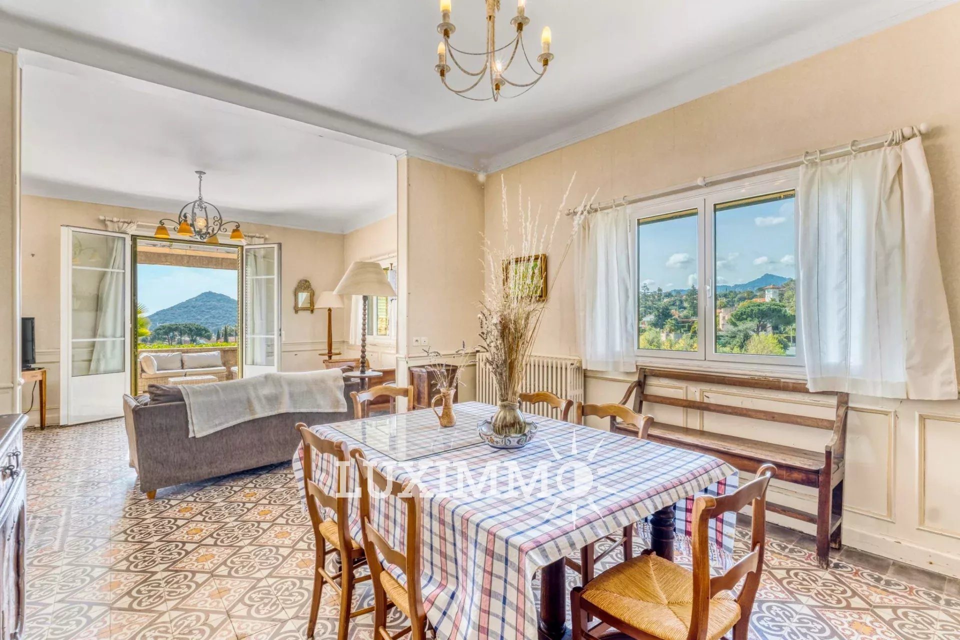Maison à vendre, 260m², Mandelieu-la-Napoule