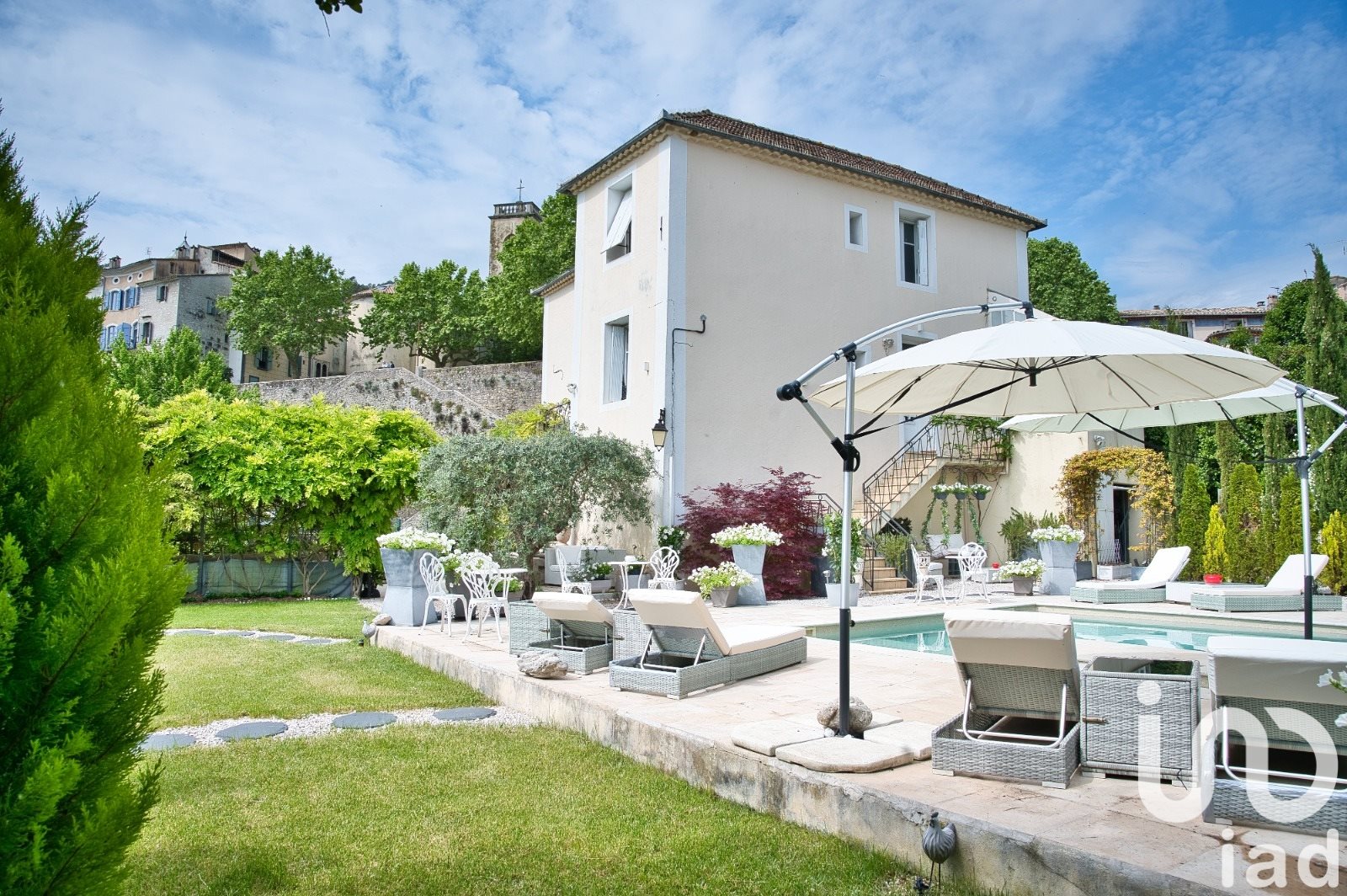 Maison à vendre, 275m², Sauve