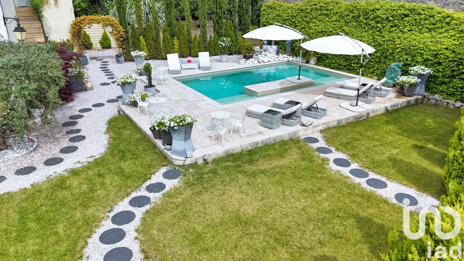 Maison à vendre, 275m², Sauve